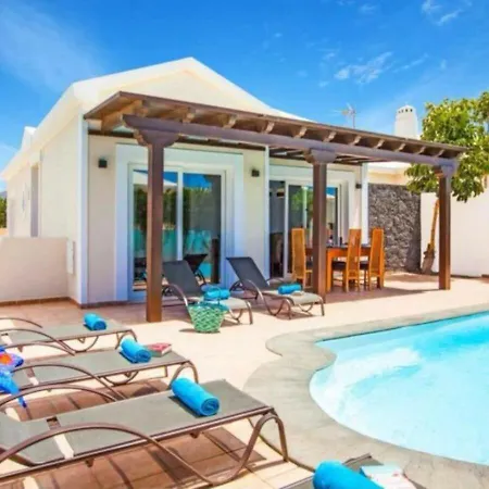 Lourdes Villa Playa Blanca (Lanzarote)